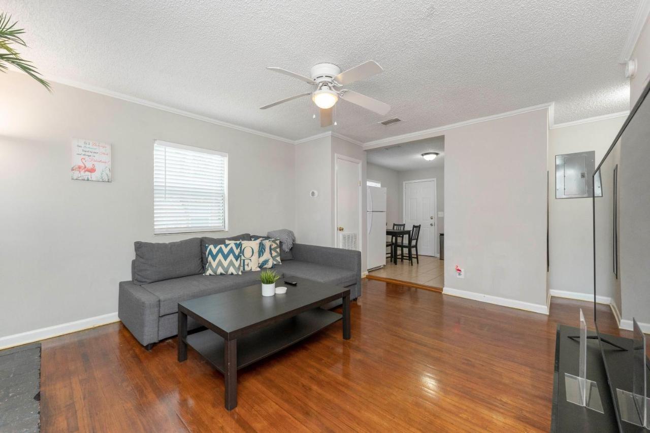 King Bedroom 2Bed1Bath Sleeps 4 Close To Town Center Downtown Beach Mayo Clinic Jacksonville Exteriör bild